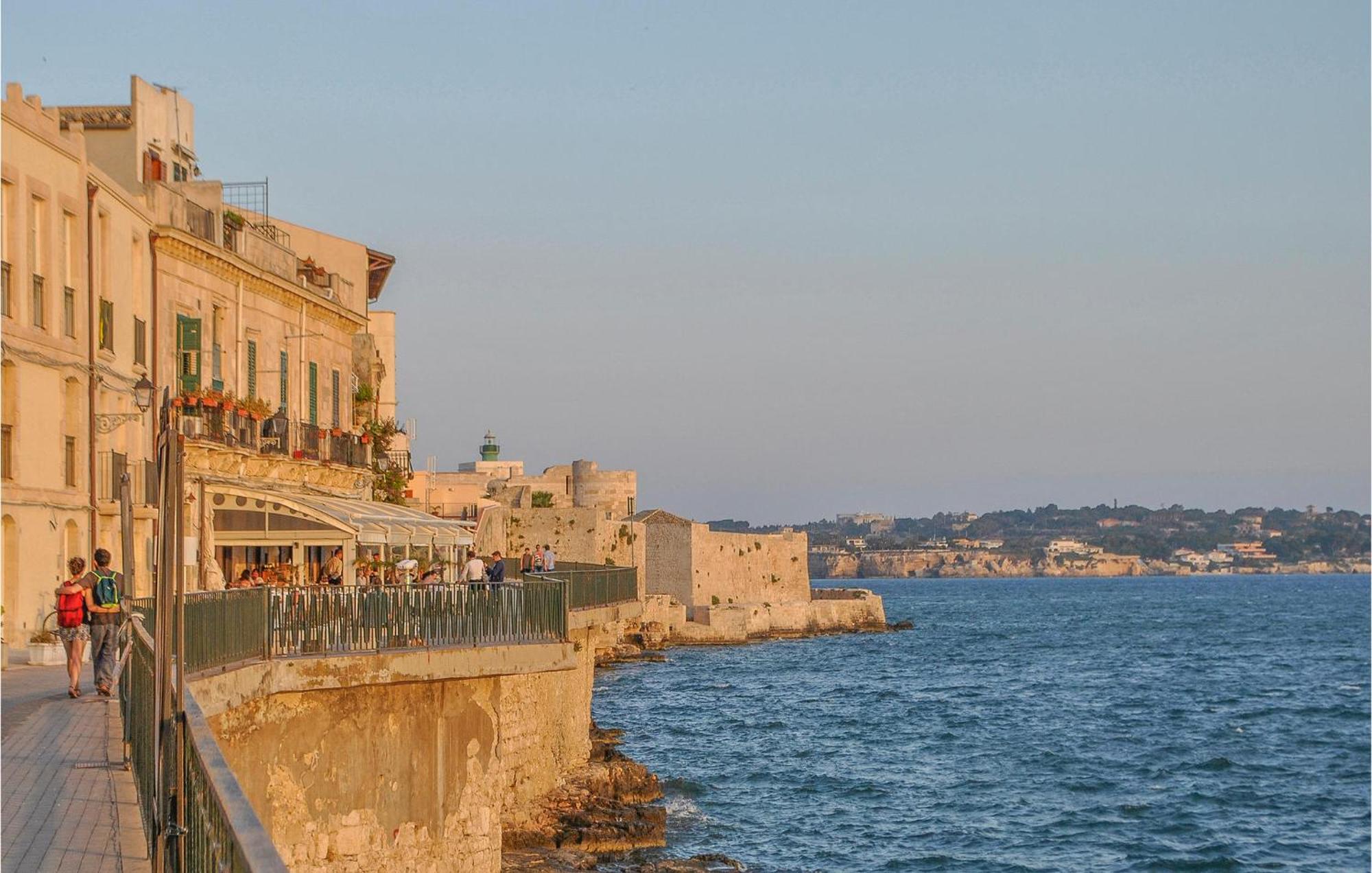 Beautiful In Siracusa With House Sea View *